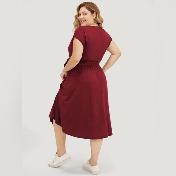 BloomChic Lace Belted Pocket Batwing Dress in Scarlet - Picture 2 of 5